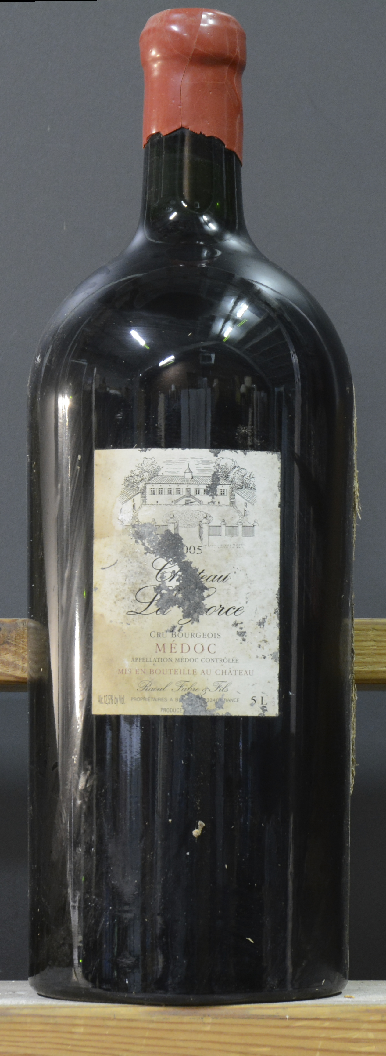 Ch. La Gorce A.C. Médoc Cru bourgeois M.C Ch. La Gorce A.C. Médoc Cru bourgeois M.C. 2005 aantal: 1 5 L etiket beschadigd