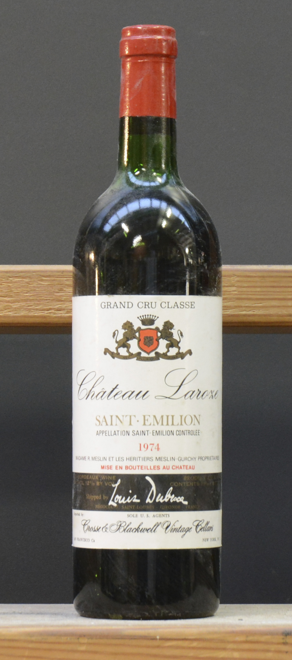 Ch. Laroze A.C. St-Emilion grand cru classé M.C Ch. Laroze A.C. St-Emilion grand cru classé M.C. 1974 aantal: 1 bt ts