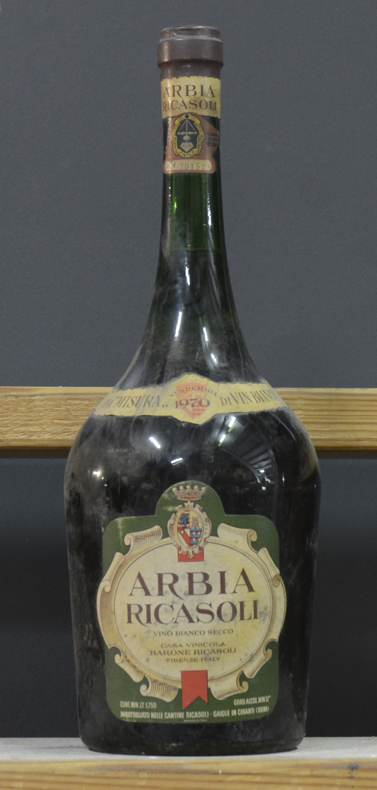 Arbia Vino Bianco Secco Ricasoli, Firenze M.O. 1970 aantal: 1 1 Arbia Vino Bianco Secco Ricasoli, Firenze M.O. 1970 aantal: 1 1.75 L