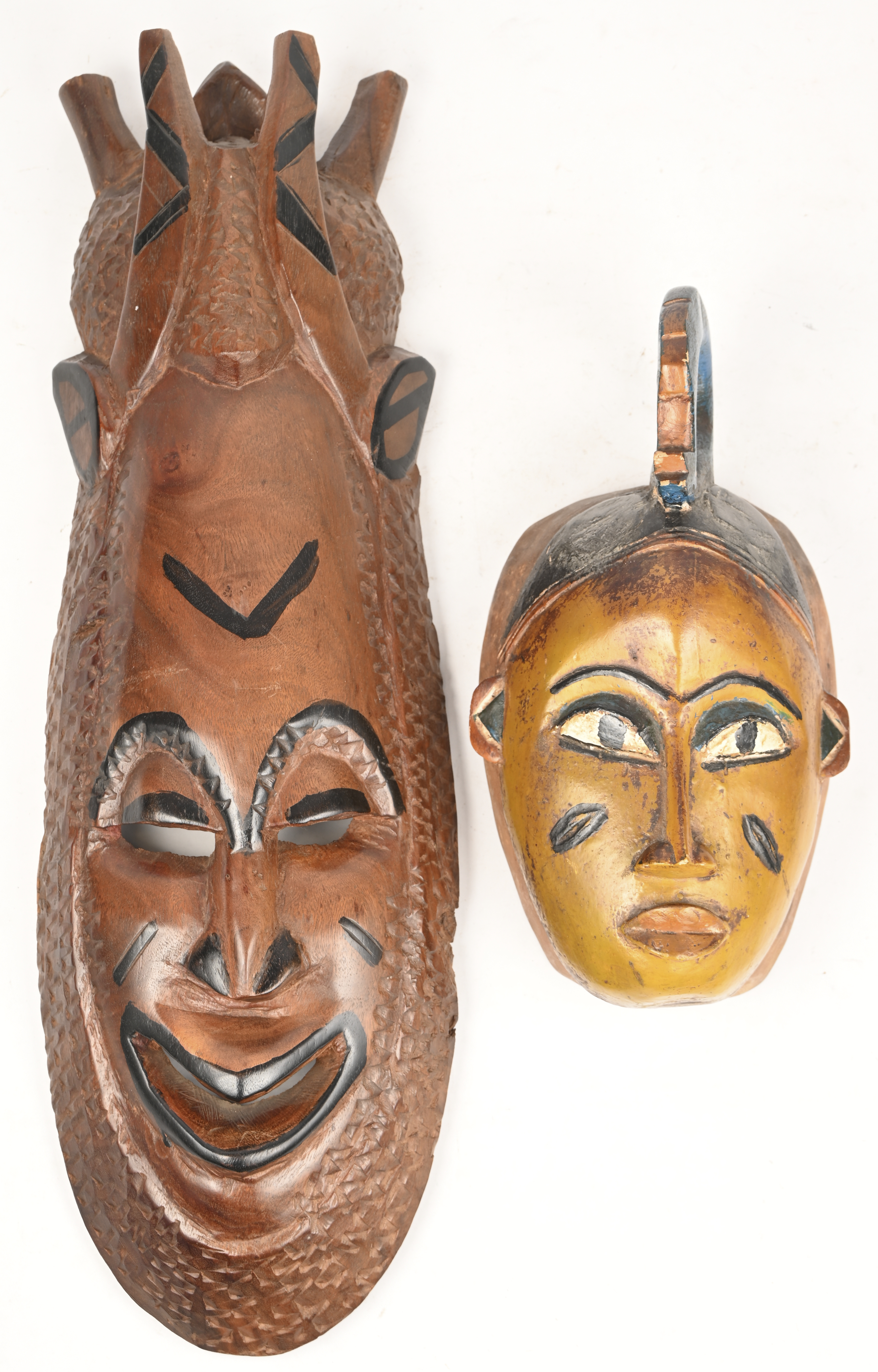 Twee decoratieve Afrikaanse maskers Twee decoratieve Afrikaanse maskers.