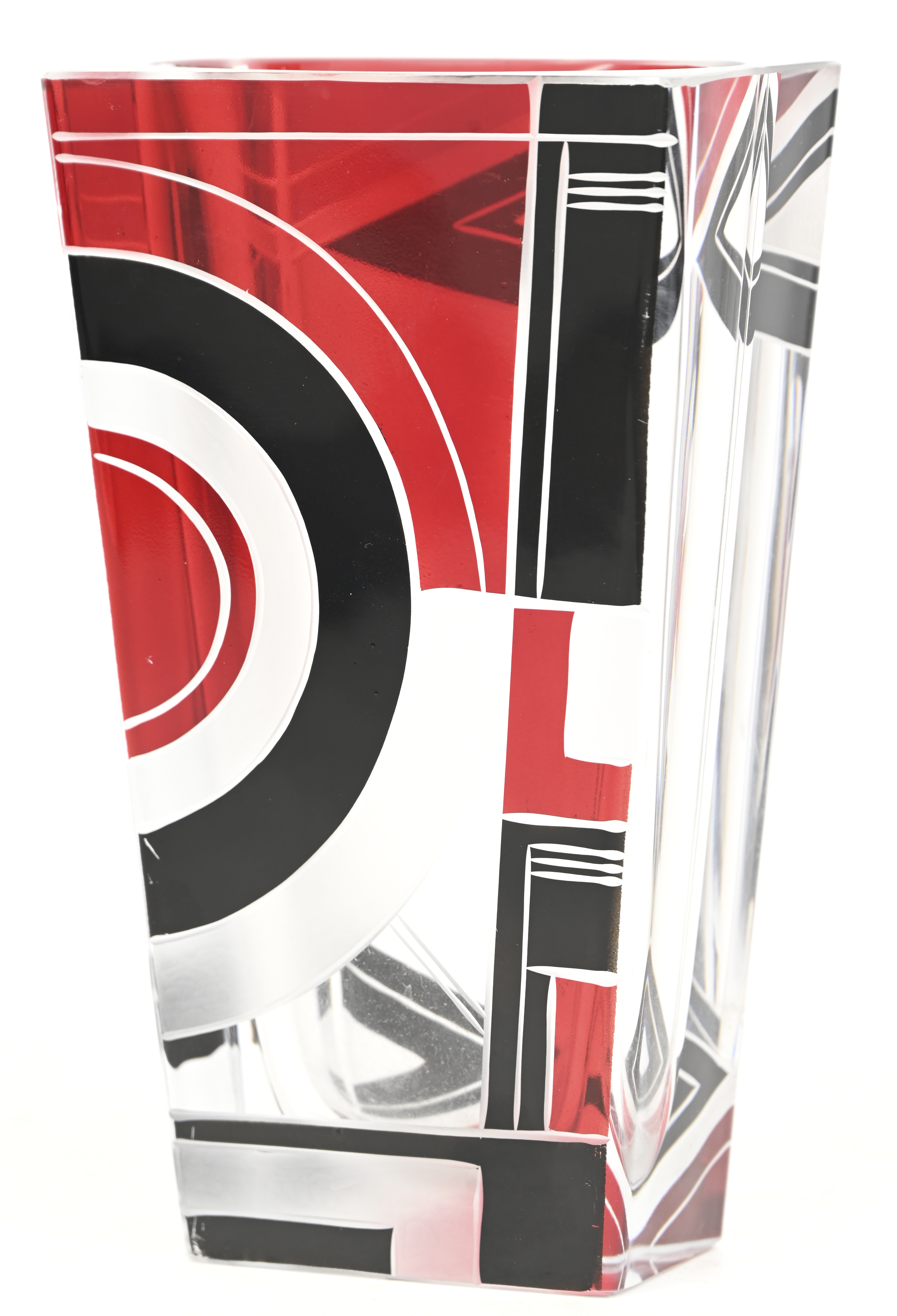 Een glazen vaas met meerkleurig geometrisch decor, gemerkt Czechoslovakia - Art Glass Een glazen vaas met meerkleurig geometrisch decor, gemerkt Czechoslovakia - Art Glass. Carl Palda?