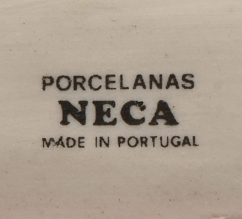 “Strijdende kruisvaarder te paard”, een biscuit groep, gemerkt porcelanas NECA, made in Portugal “Strijdende kruisvaarder te paard”, een biscuit groep, gemerkt porcelanas NECA, made in Portugal.