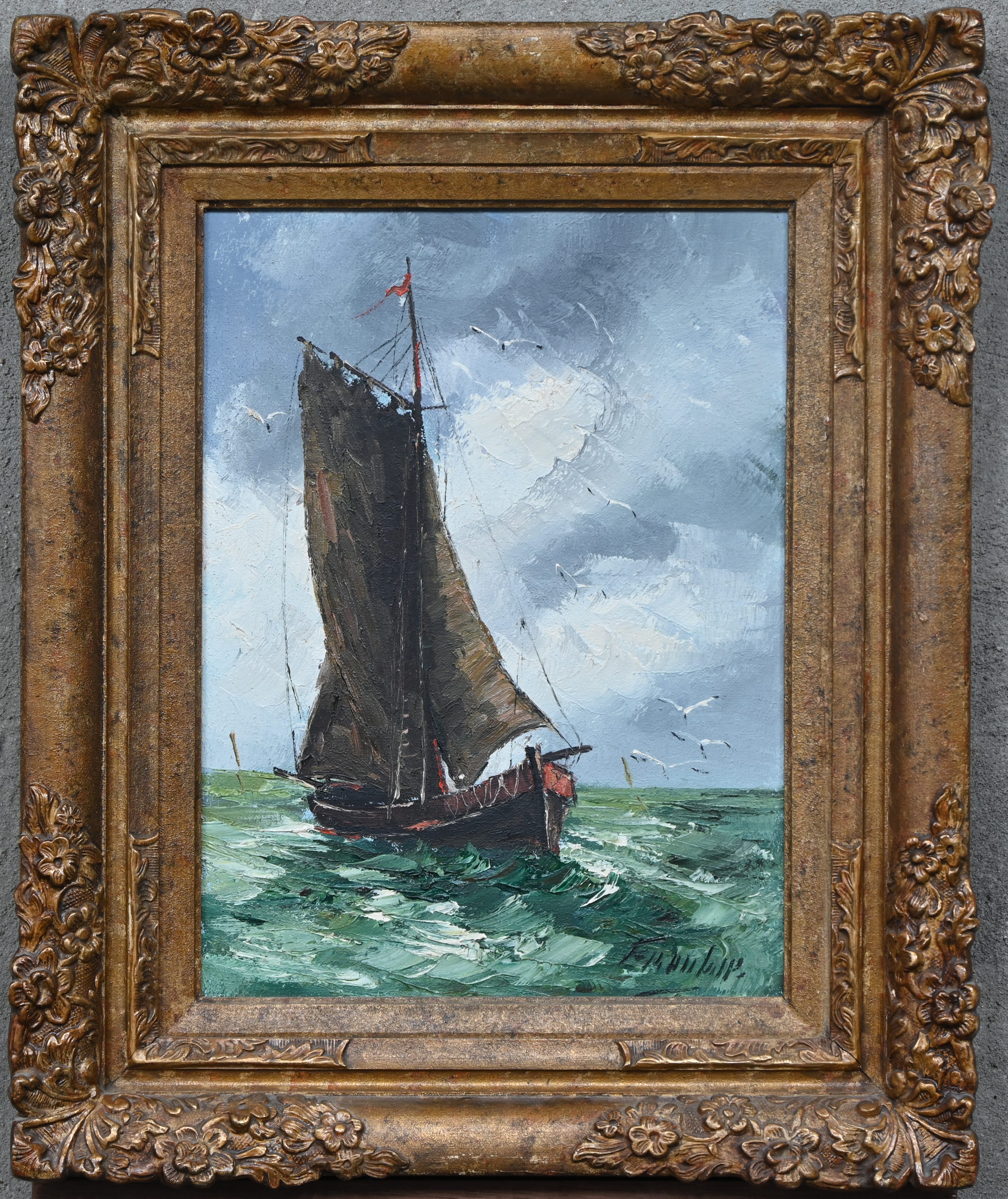 ‘Vissersboot onder zeil’, een olieverfschilderij op doek. Gesigneerd ‘Vissersboot onder zeil’, een olieverfschilderij op doek. Gesigneerd.