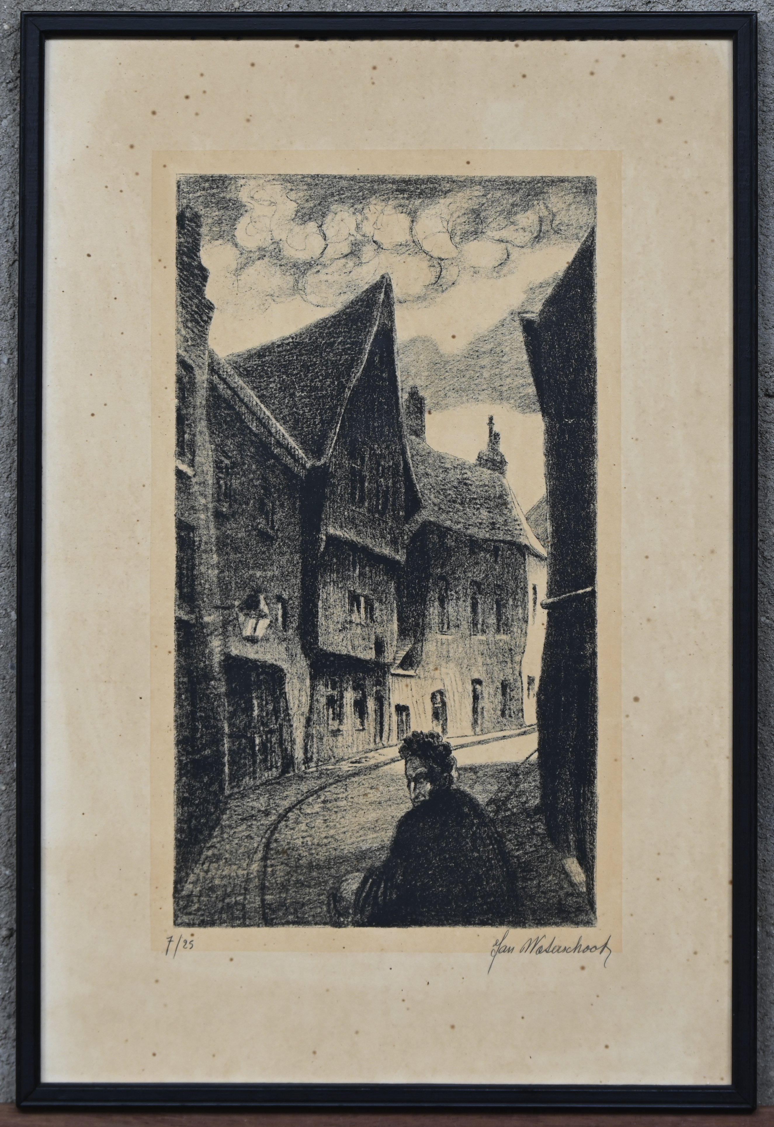 “Oud straatje”. Een ets gesigneerd buiten de plaat ‘Jan Waterschoot’ en genummerd 7/25 “Oud straatje”. Een ets gesigneerd buiten de plaat ‘Jan Waterschoot’ en genummerd 7/25.