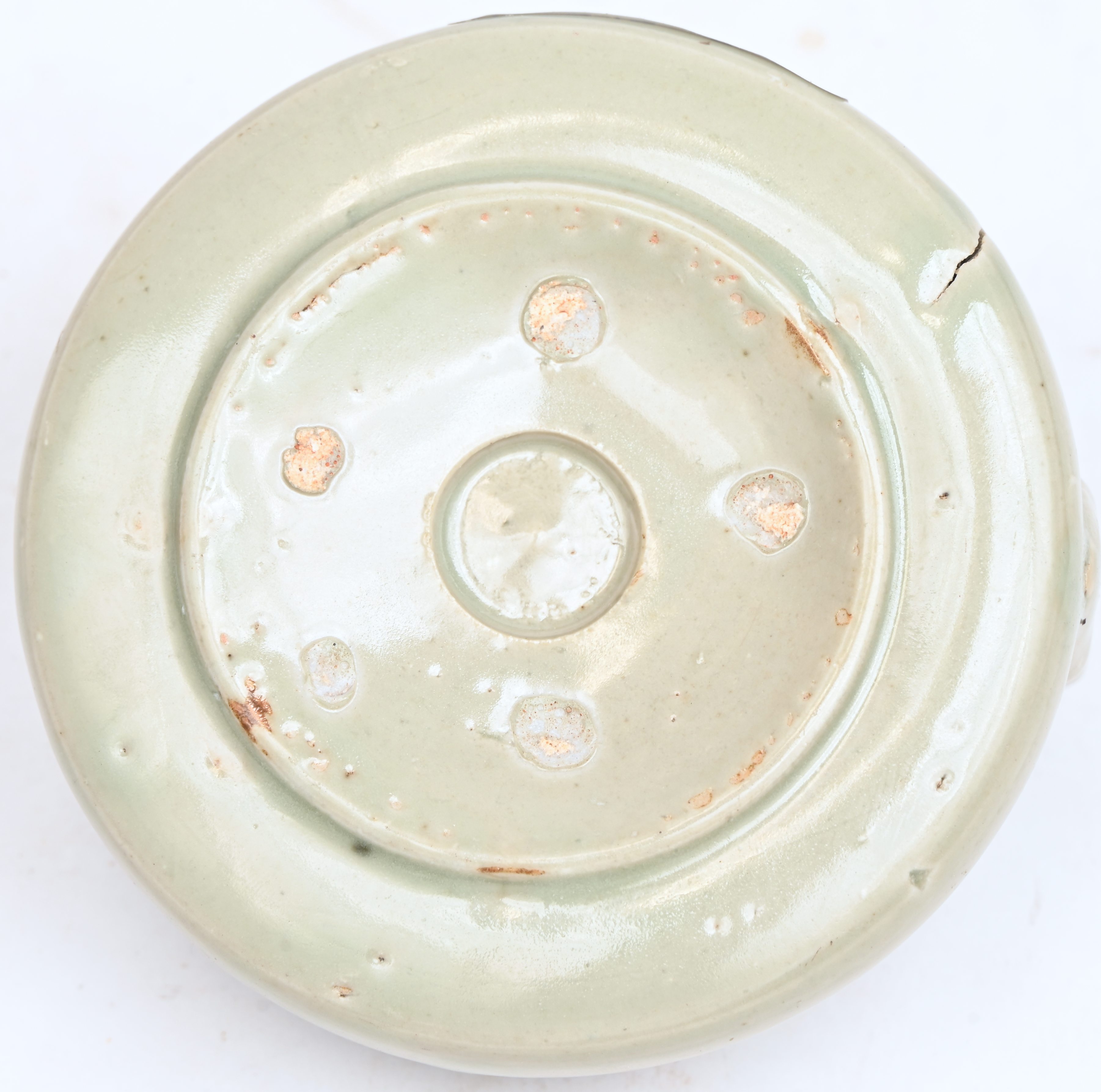 Een Chinees theepotje, Celadon groen porselein Een Chinees theepotje, Celadon groen porselein.