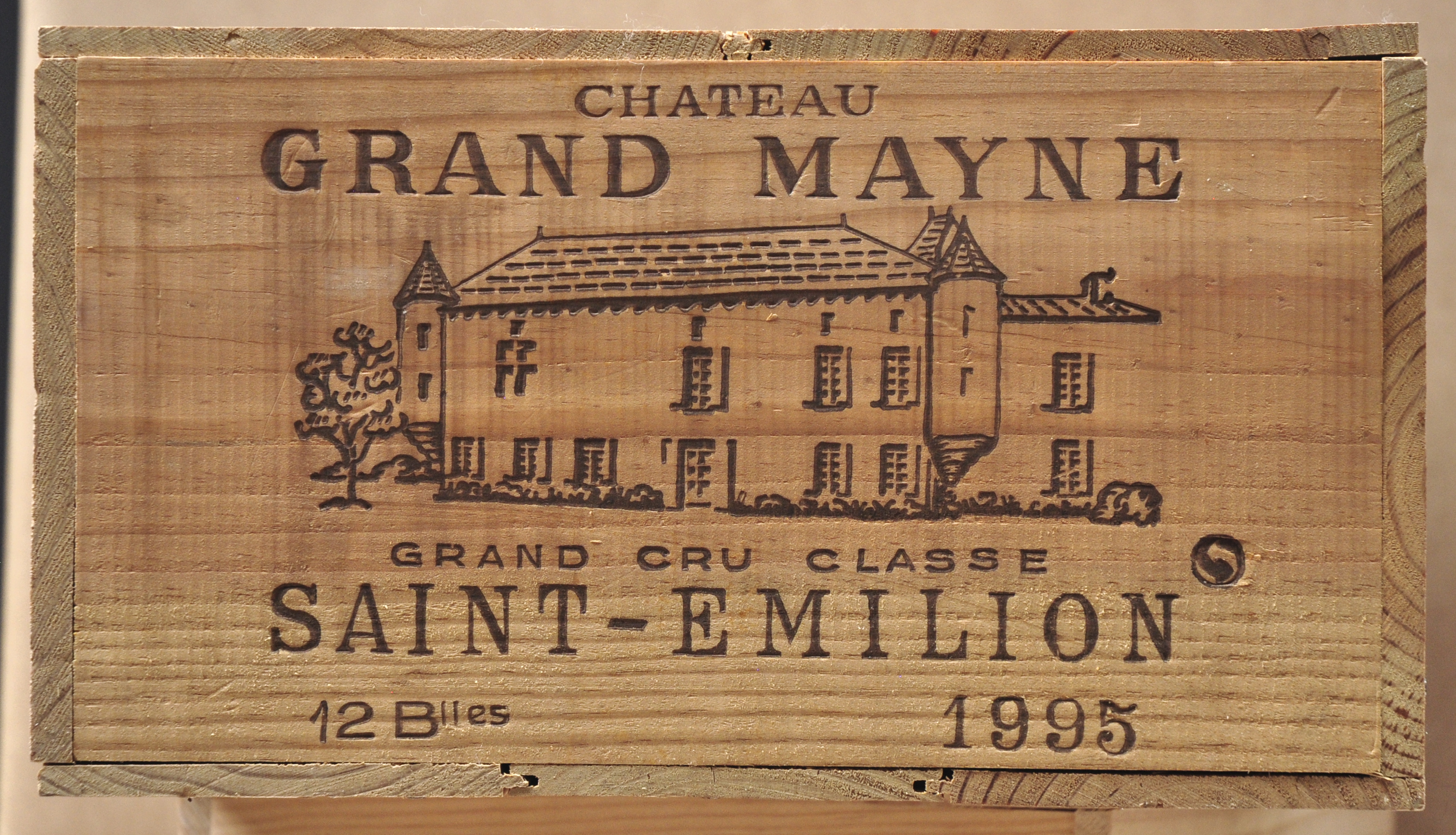 Ch. Grand-Mayne A.C. St-Emilion grand cru classé M.C. O.K Ch. Grand-Mayne A.C. St-Emilion grand cru classé M.C. O.K. 1995 aantal: 12 bt