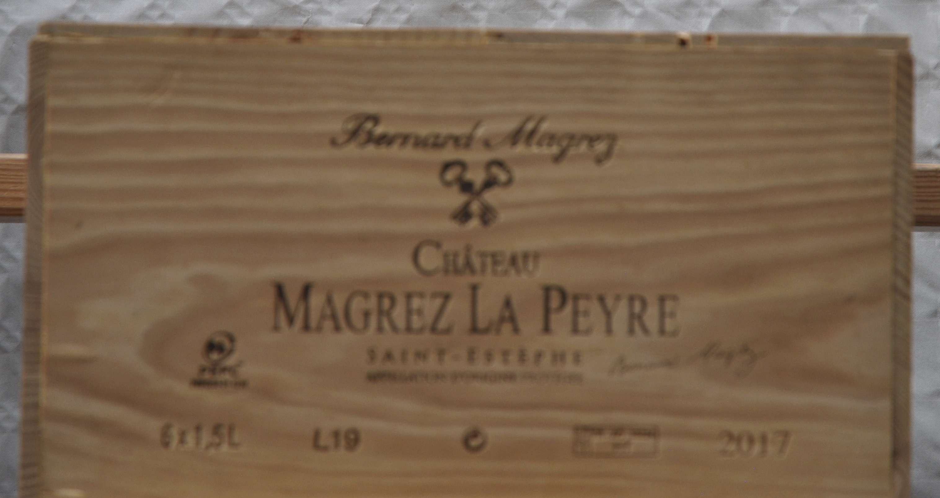 Ch. Magrez La Peyre A.O.P. St-Estèphe M.C. O.K. 2017 aantal: 6 Mag Ch. Magrez La Peyre A.O.P. St-Estèphe M.C. O.K. 2017 aantal: 6 Mag.