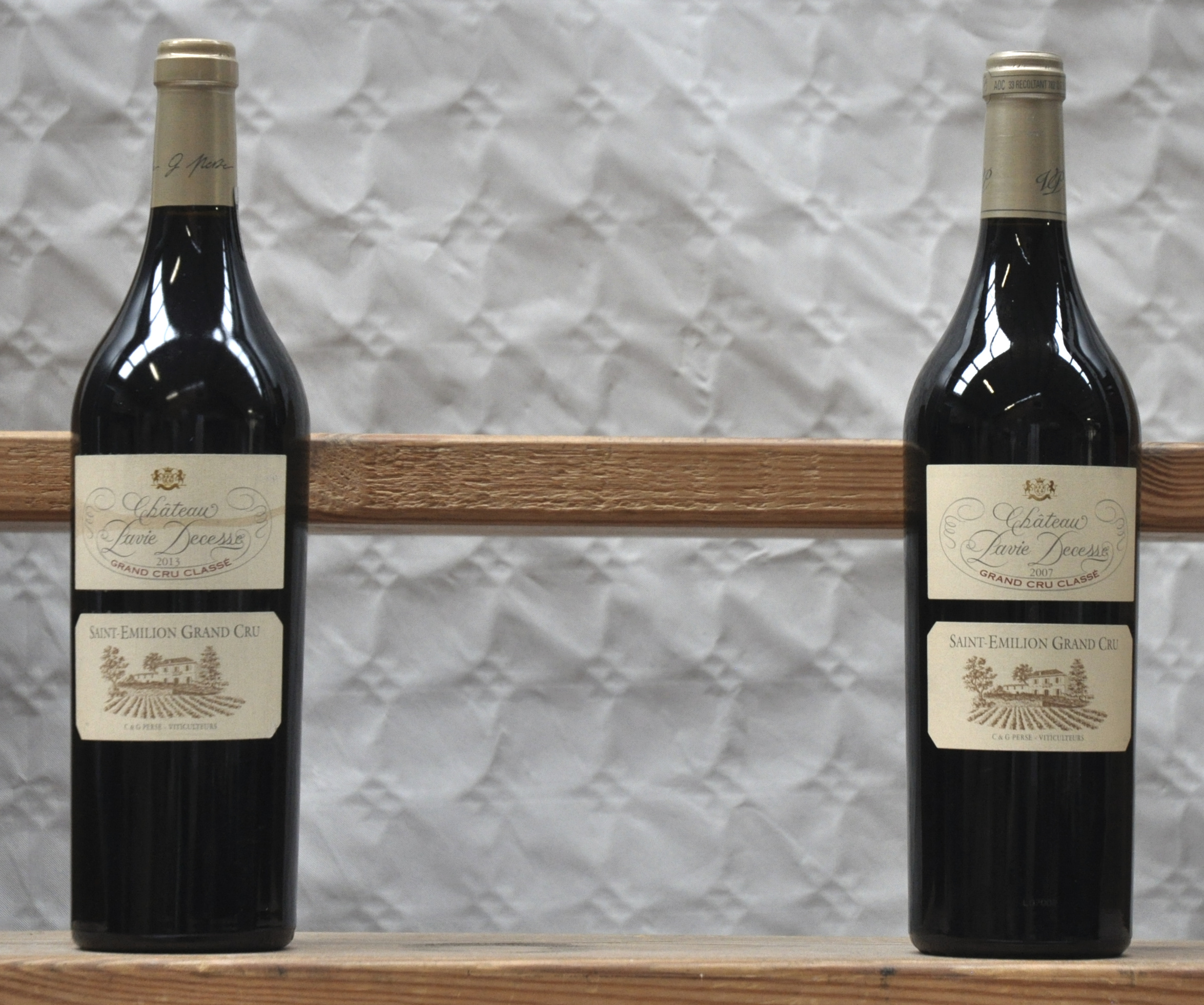 Ch. Pavie-Decesse A.C. St-Emilion grand cru classé M.C Ch. Pavie-Decesse A.C. St-Emilion grand cru classé M.C. 2013 aantal: 2 bt