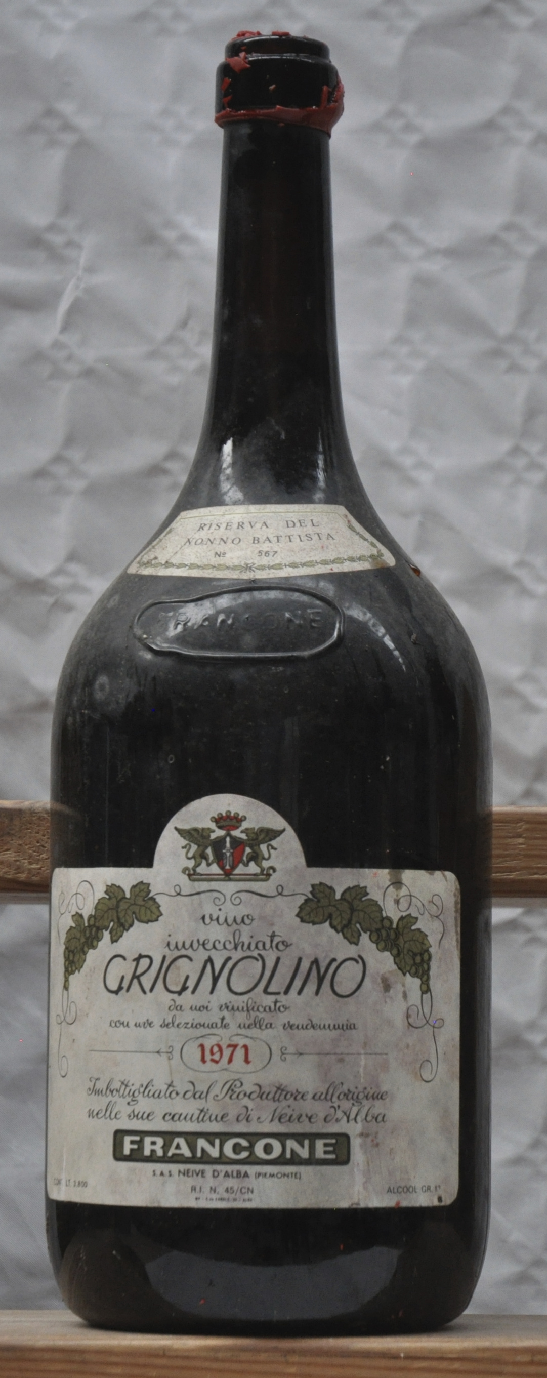 Grignolino Riserva del Nonno Battista Francone, Neive d’Alba M.O. 1971 aantal: 1 3 Grignolino Riserva del Nonno Battista Francone, Neive d’Alba M.O. 1971 aantal: 1 3.8 l