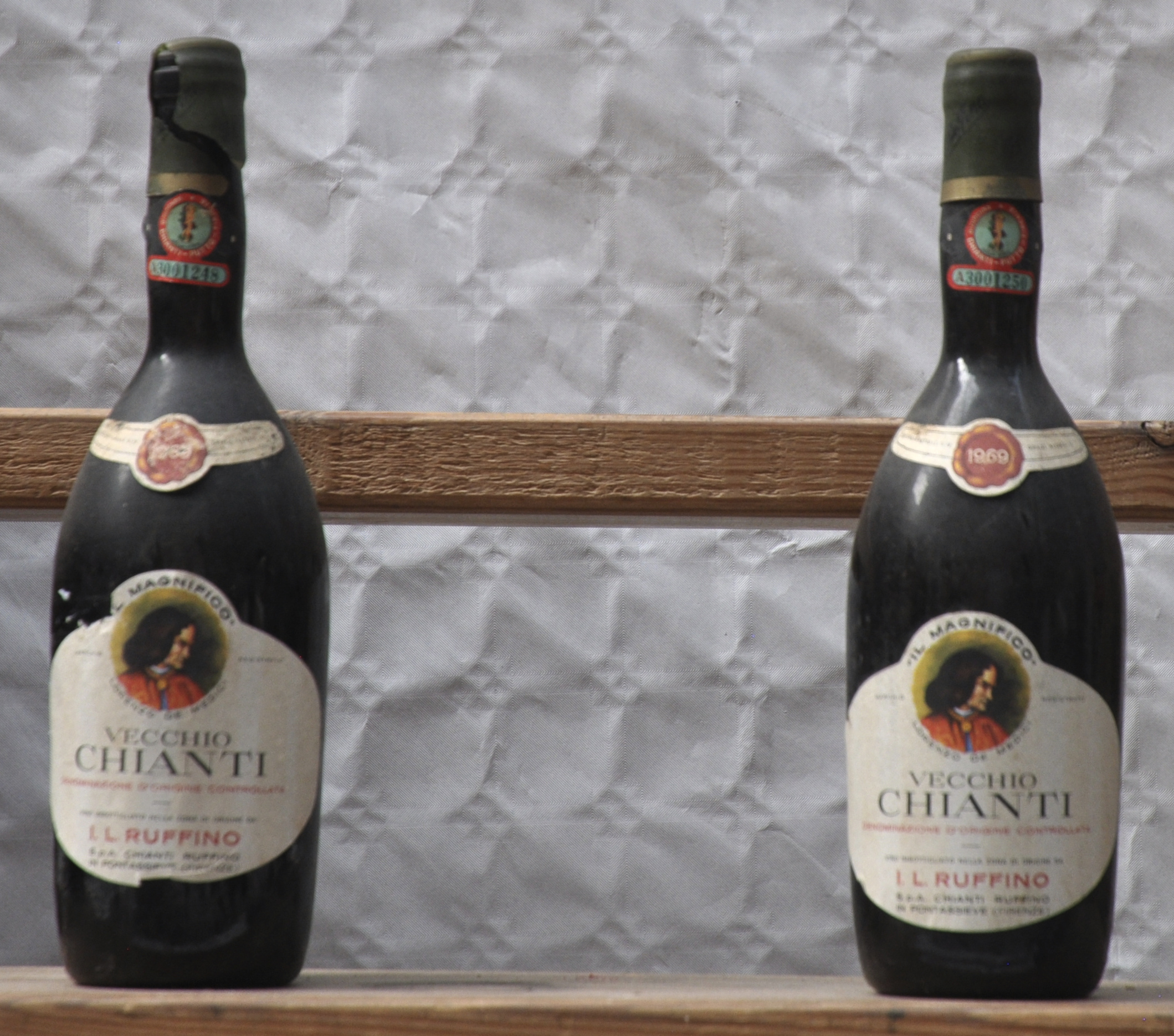 Vecchio Chianti D.O.C. Ruffino, Pontassieve M.O Vecchio Chianti D.O.C. Ruffino, Pontassieve M.O. 1969 aantal: 2 bt
