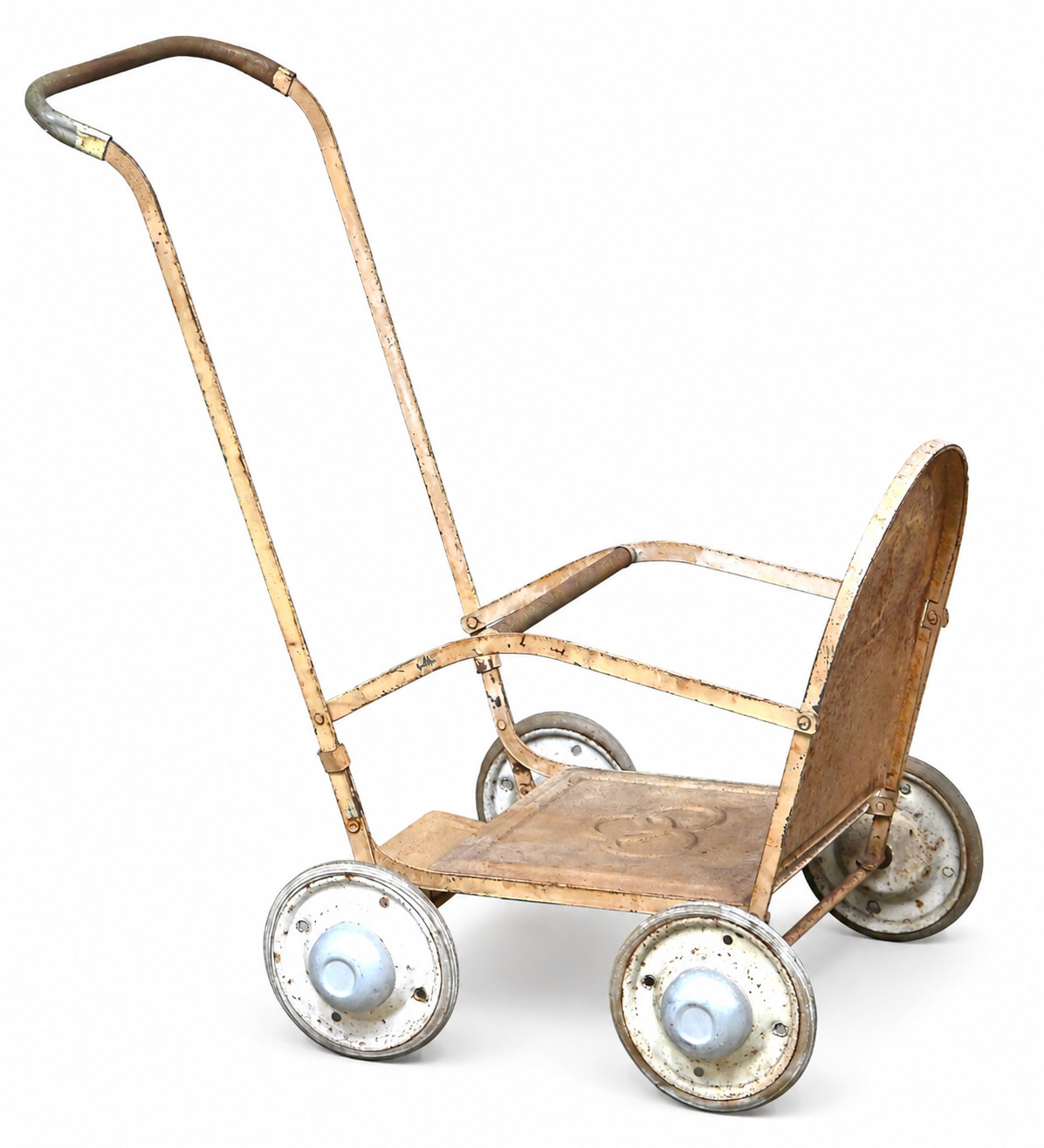 Een oud metalen poppenwagentje, in goede vintage staat Een oud metalen poppenwagentje, in goede vintage staat.