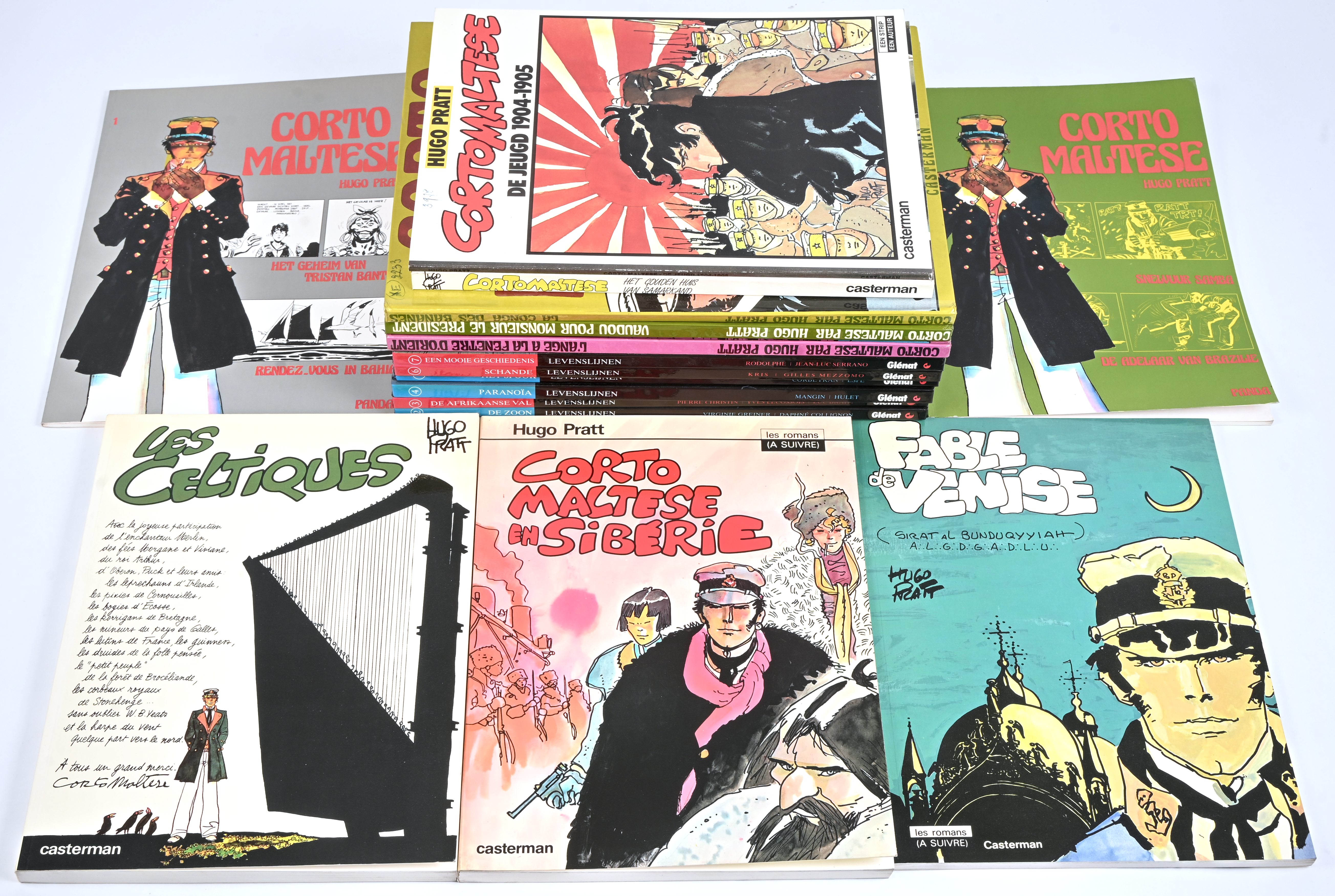Een partij stripalbums met titels uit de reeksen: ‘Levenslijnen’ (7 Hardcovers) en ‘Corto Maltese’ (4 Nederlandstalig en 6 Franstalig waarvan 3 hardcovers). Mogelijk met geschreven markeringen op de kaft Een partij stripalbums met titels uit de reeksen: ‘Levenslijnen’ (7 Hardcovers) en ‘Corto Maltese’ (4 Nederlandstalig en 6 Franstalig waarvan 3 hardcovers). Mogelijk met geschreven markeringen op de kaft.