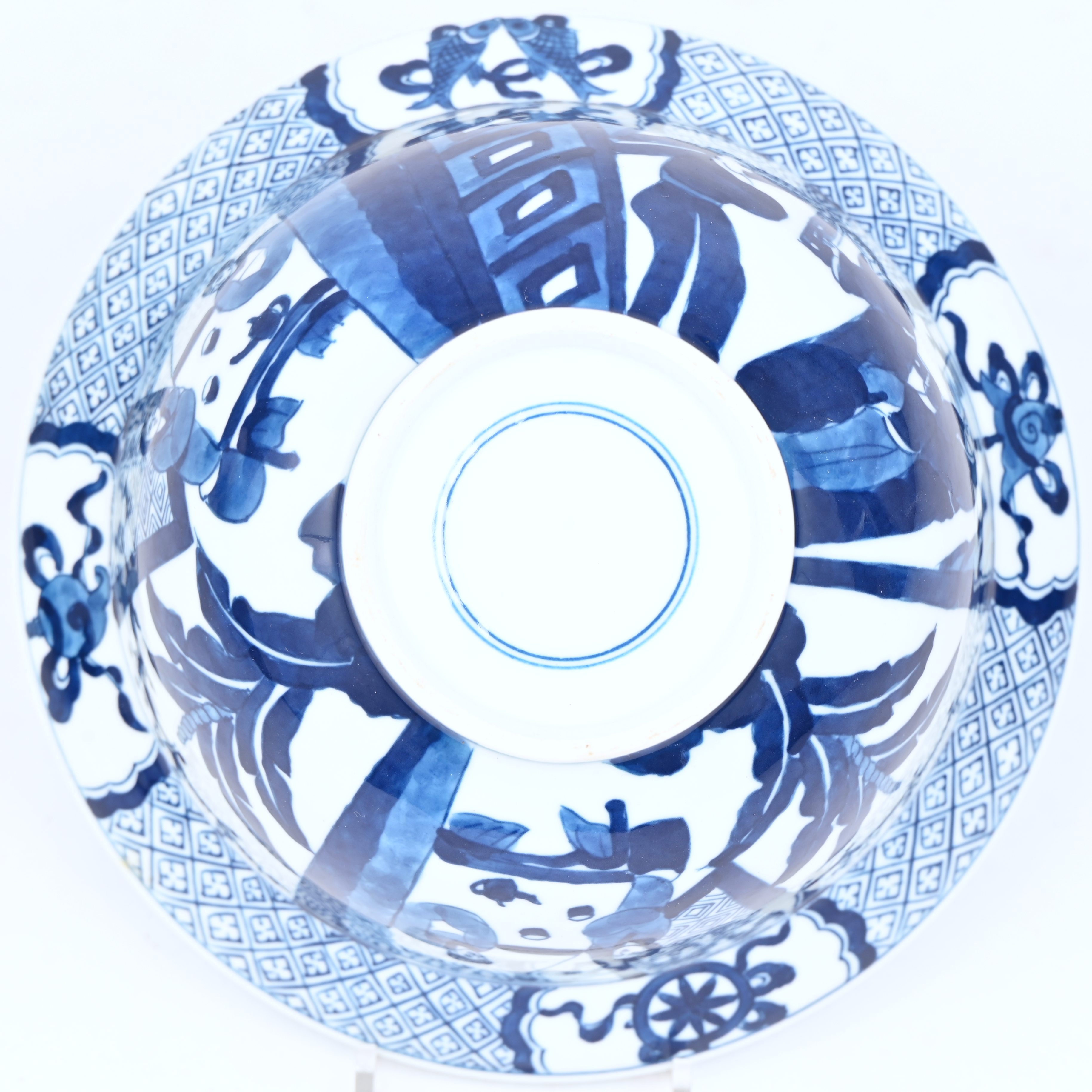 Een Chinees kommetje van blauw wit porselein Een Chinees kommetje van blauw wit porselein.