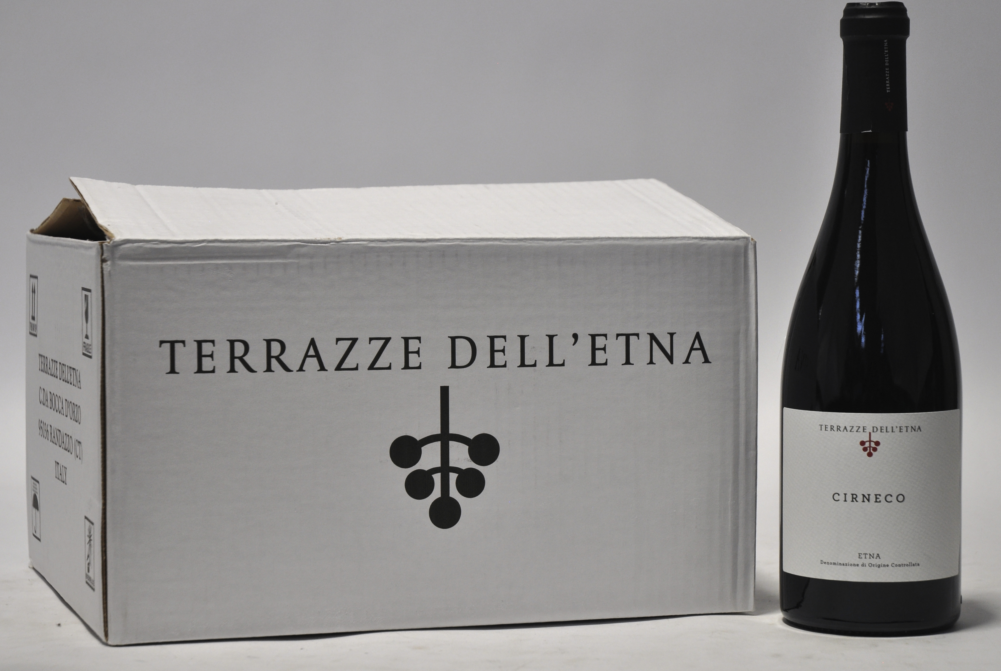 Cirneco Nerello Mascalese D.O.C. Etna Terrazze dell’Etna, Randazzo M.O. O.D Cirneco Nerello Mascalese D.O.C. Etna Terrazze dell’Etna, Randazzo M.O. O.D. 2011 aantal: 6 bt
