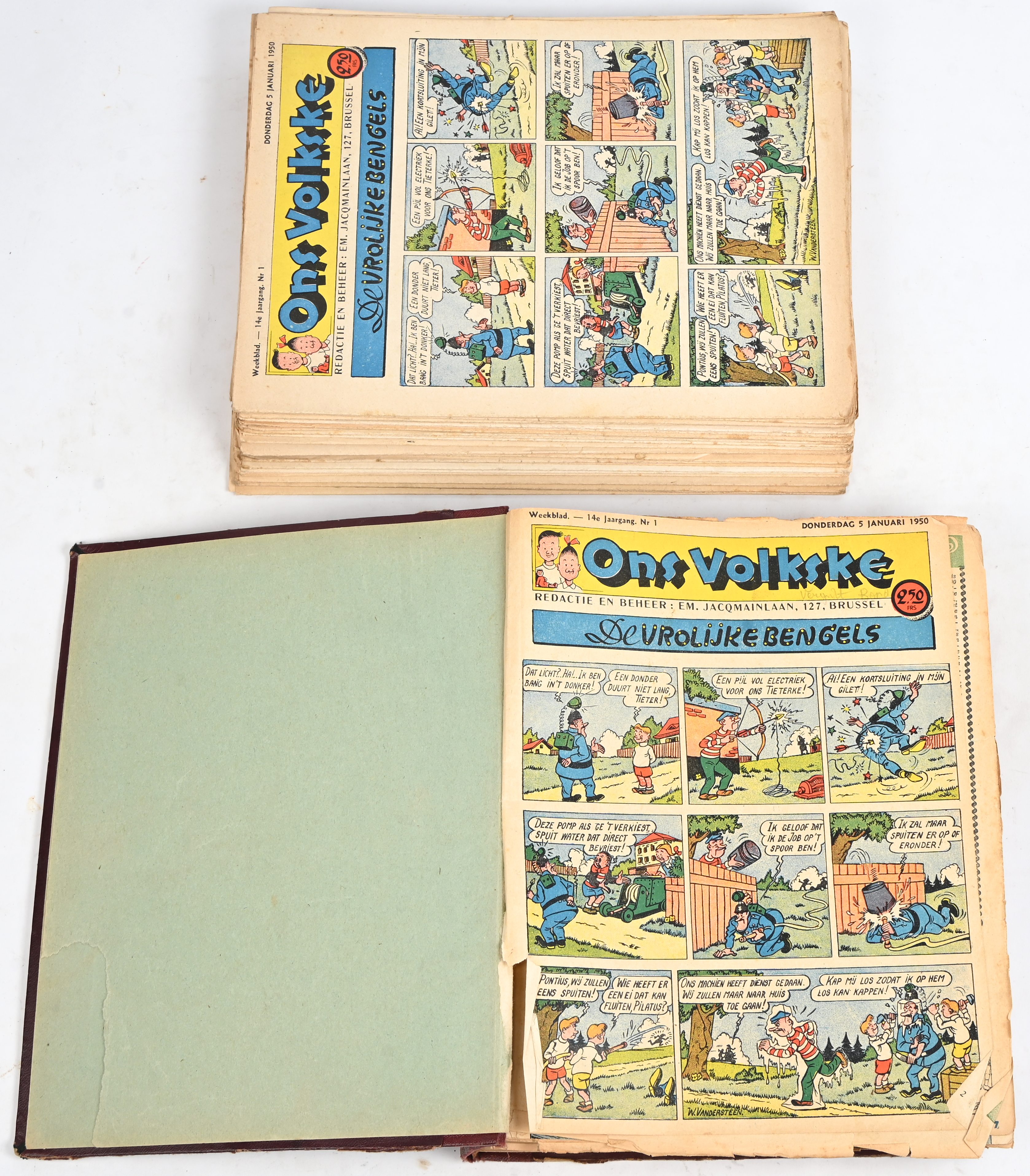 Ons Volkske. Ed. Standaard 1950. Weekblad. Losse nummers 1 t.e.m. 4, 6 t.e.m. 13, 16, 18, 20-21, 26 t.e.m. 31, 34, 36-37, 39-40, 42, 44 t.e.m. 52. Gebonden nummers (1 t.e.m. 51 in één band), HC. Doorgaans redelijke tot goede staat Ons Volkske. Ed. Standaard 1950. Weekblad. Losse nummers 1 t.e.m. 4, 6 t.e.m. 13, 16, 18, 20-21, 26 t.e.m. 31, 34, 36-37, 39-40, 42, 44 t.e.m. 52. Gebonden nummers (1 t.e.m. 51 in één band), HC. Doorgaans redelijke tot goede staat.