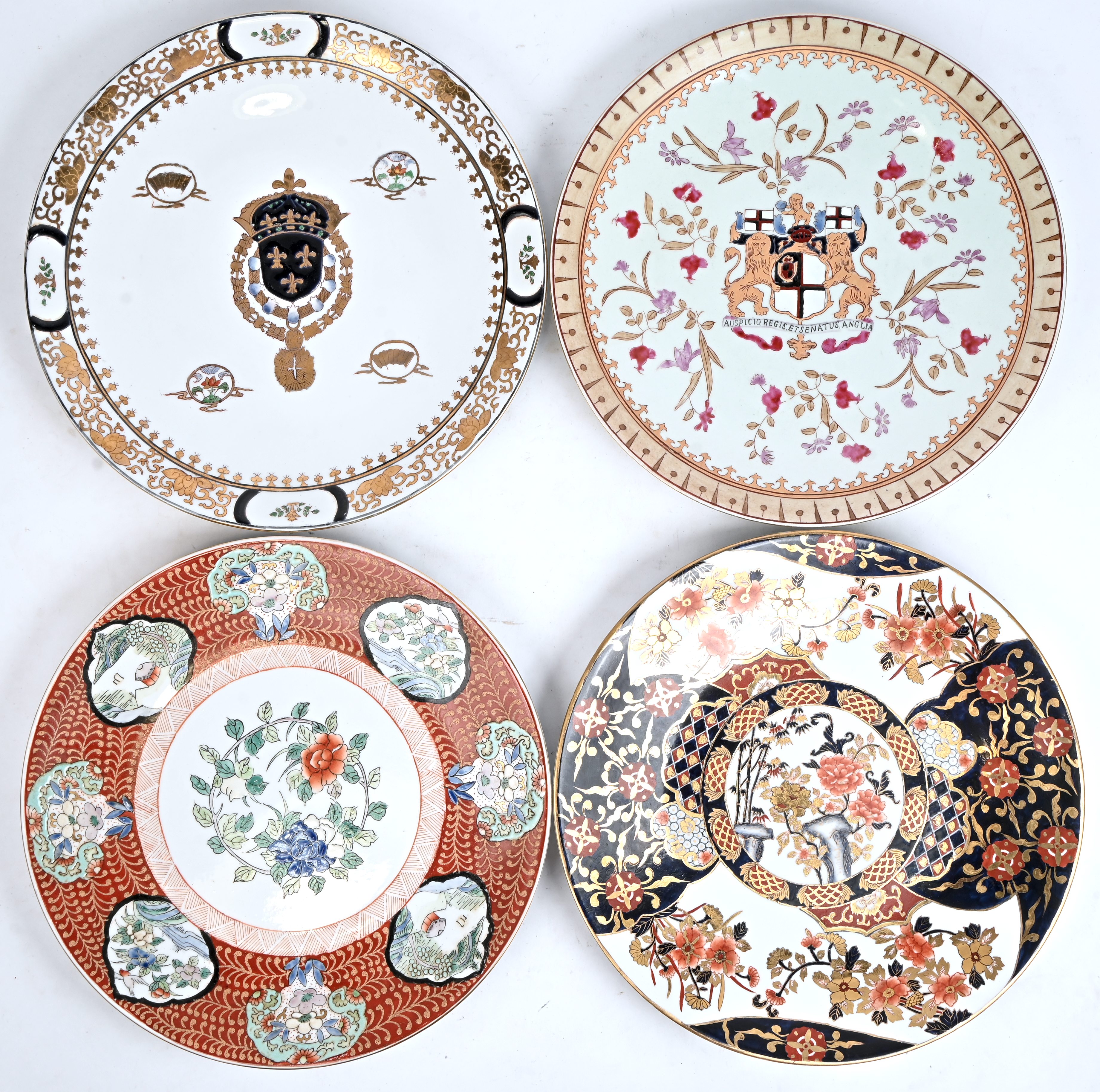 Vier Chinees porseleinen schotels Vier Chinees porseleinen schotels.