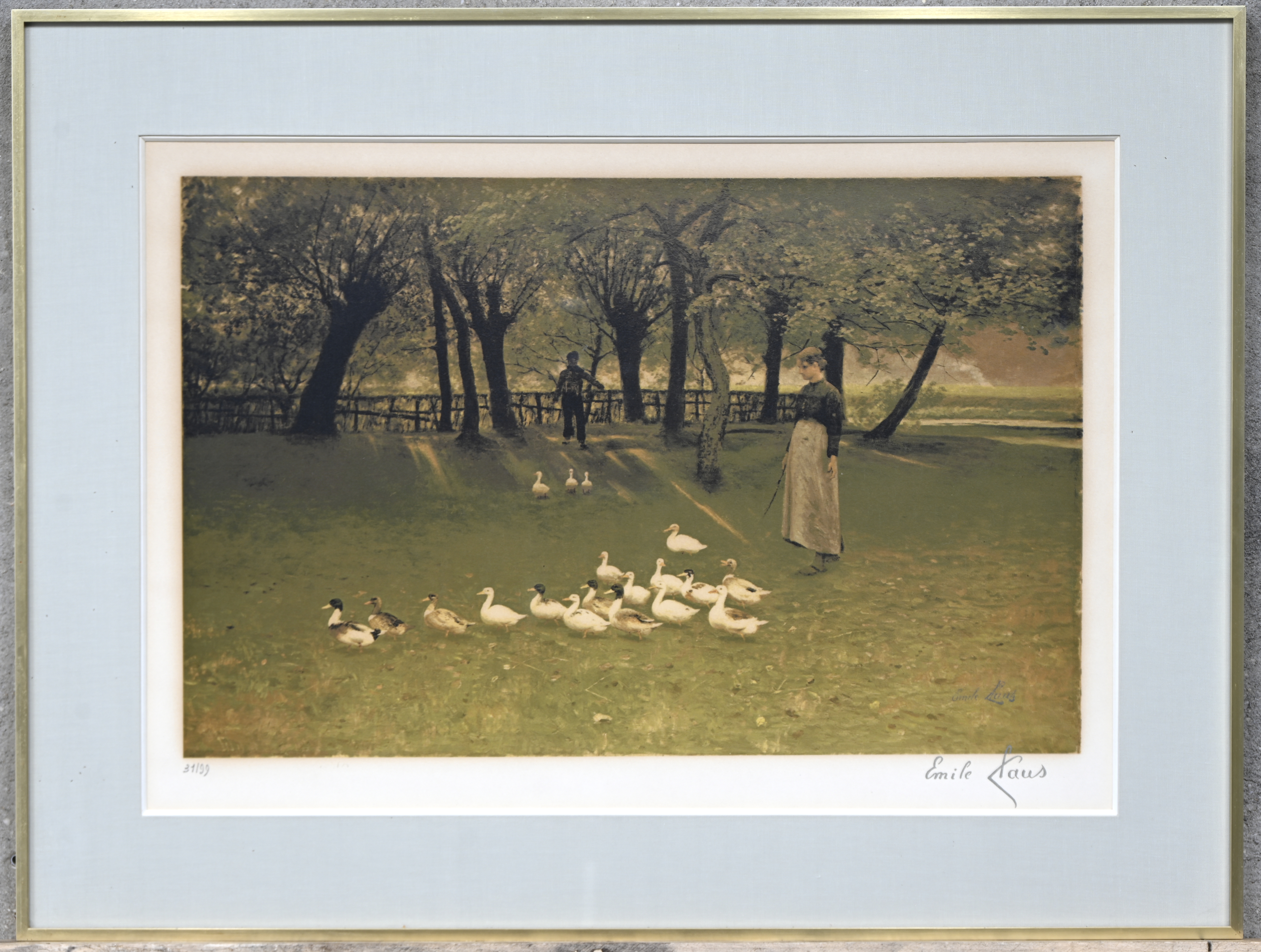 ‘Het Eendenmeisje’, een litho in kleuren naar een schilderij van Emile Claus ‘Het Eendenmeisje’, een litho in kleuren naar een schilderij van Emile Claus.