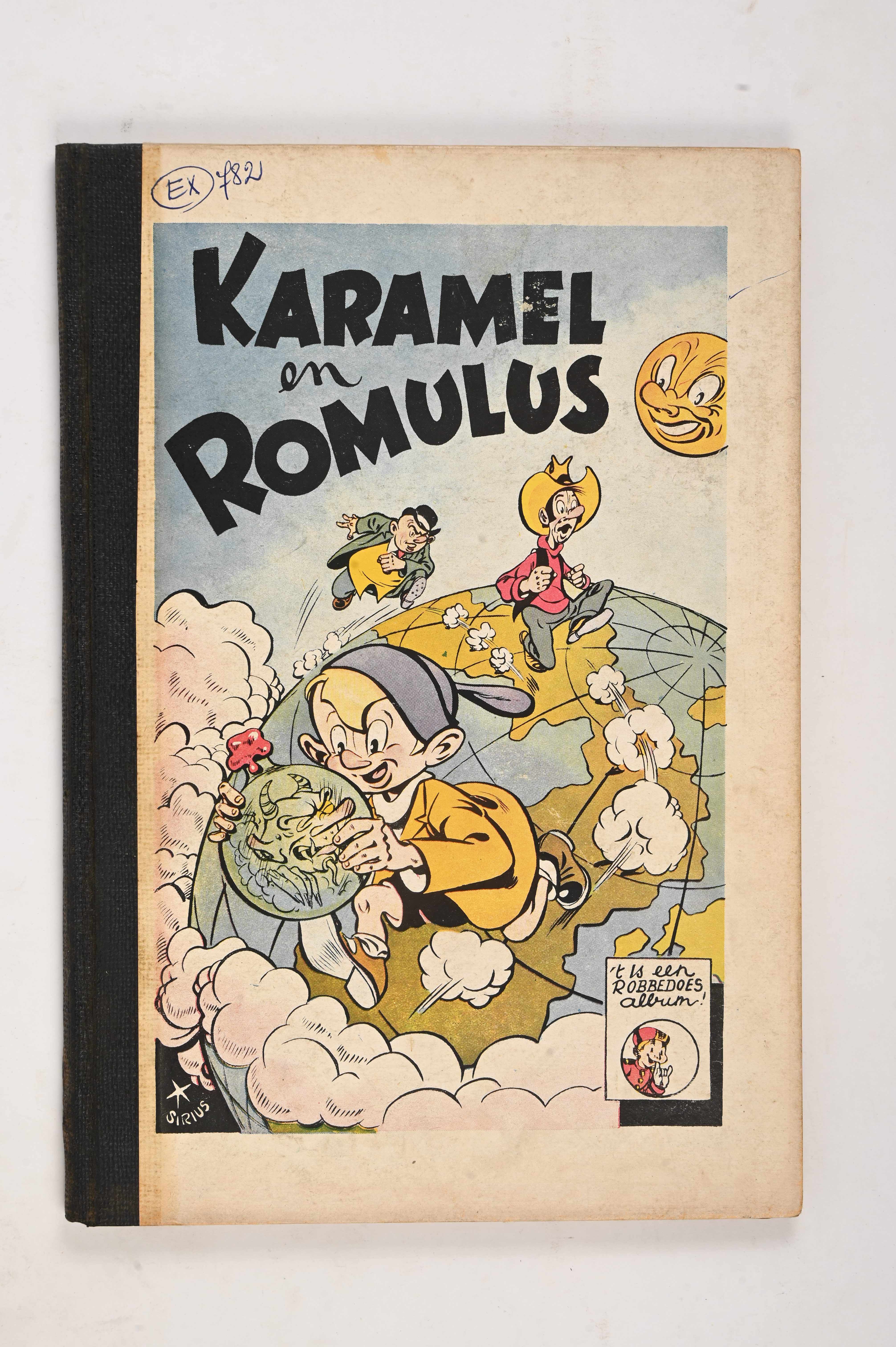 ‘Karamel en Romulus’, een Robbedoes album. Uitgave van 1946 door Dupuis. Het album is in zeer goede staat maar heeft geschreven markeringen op de kaft ‘Karamel en Romulus’, een Robbedoes album. Uitgave van 1946 door Dupuis. Het album is in zeer goede staat maar heeft geschreven markeringen op de kaft.