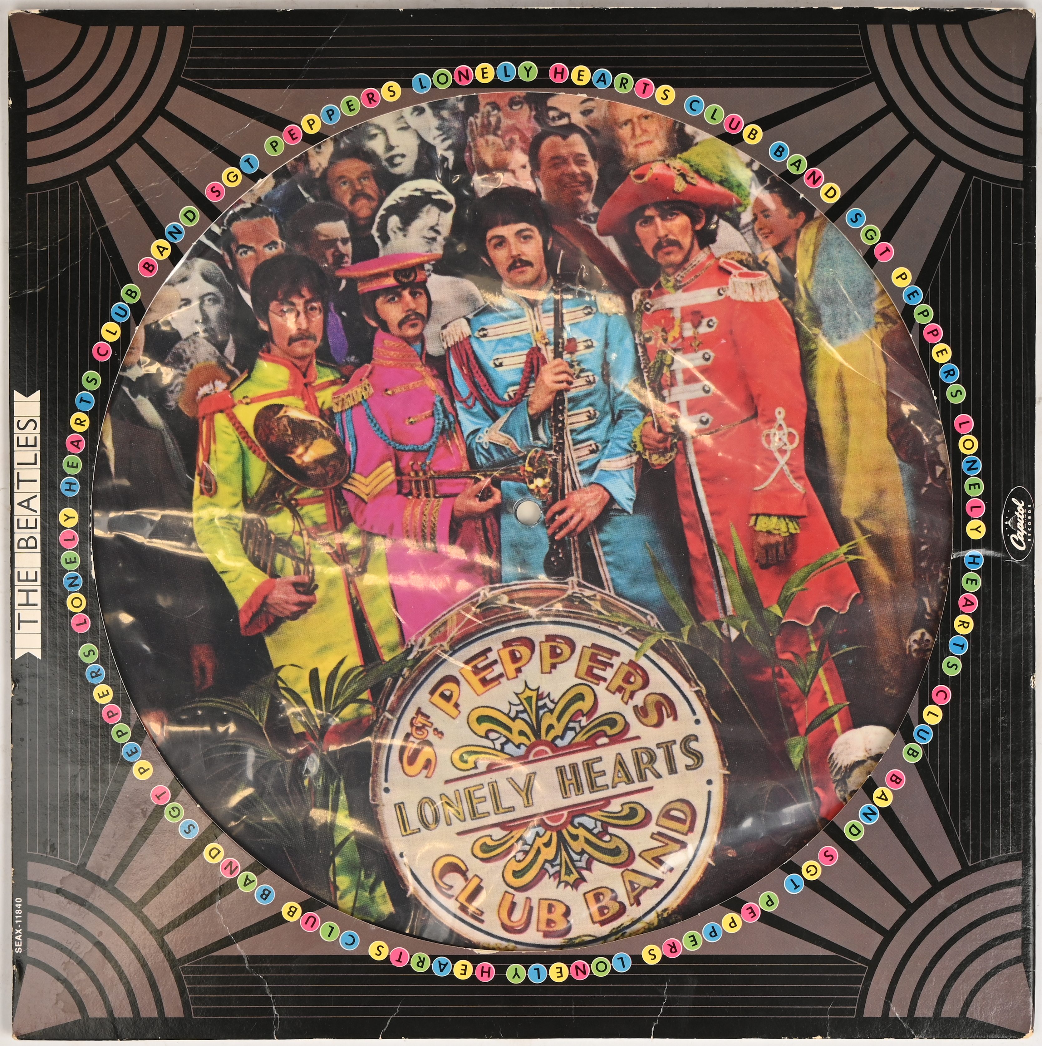 ‘Sgt. Peppers Lonely Hearts Club Band’, picture disc. Een heruitgave van de iconische Beatles LP ‘Sgt. Peppers Lonely Hearts Club Band’, picture disc. Een heruitgave van de iconische Beatles LP.
