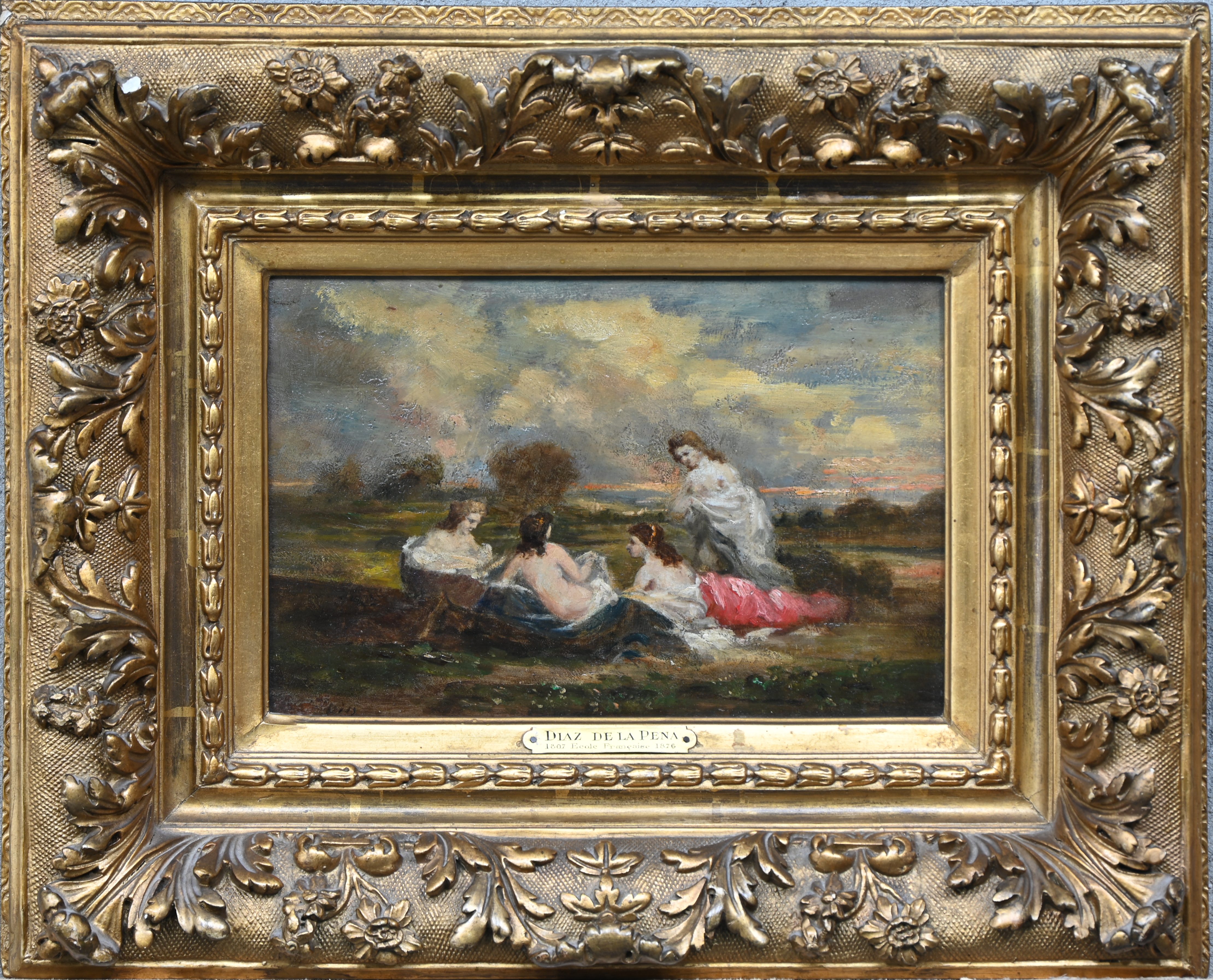‘Vier badende vrouwen’, een 19e eeuws olieverfschilderij op paneel. Toegeschreven aan Diaz De La Pena ‘Vier badende vrouwen’, een 19e eeuws olieverfschilderij op paneel. Toegeschreven aan Diaz De La Pena.