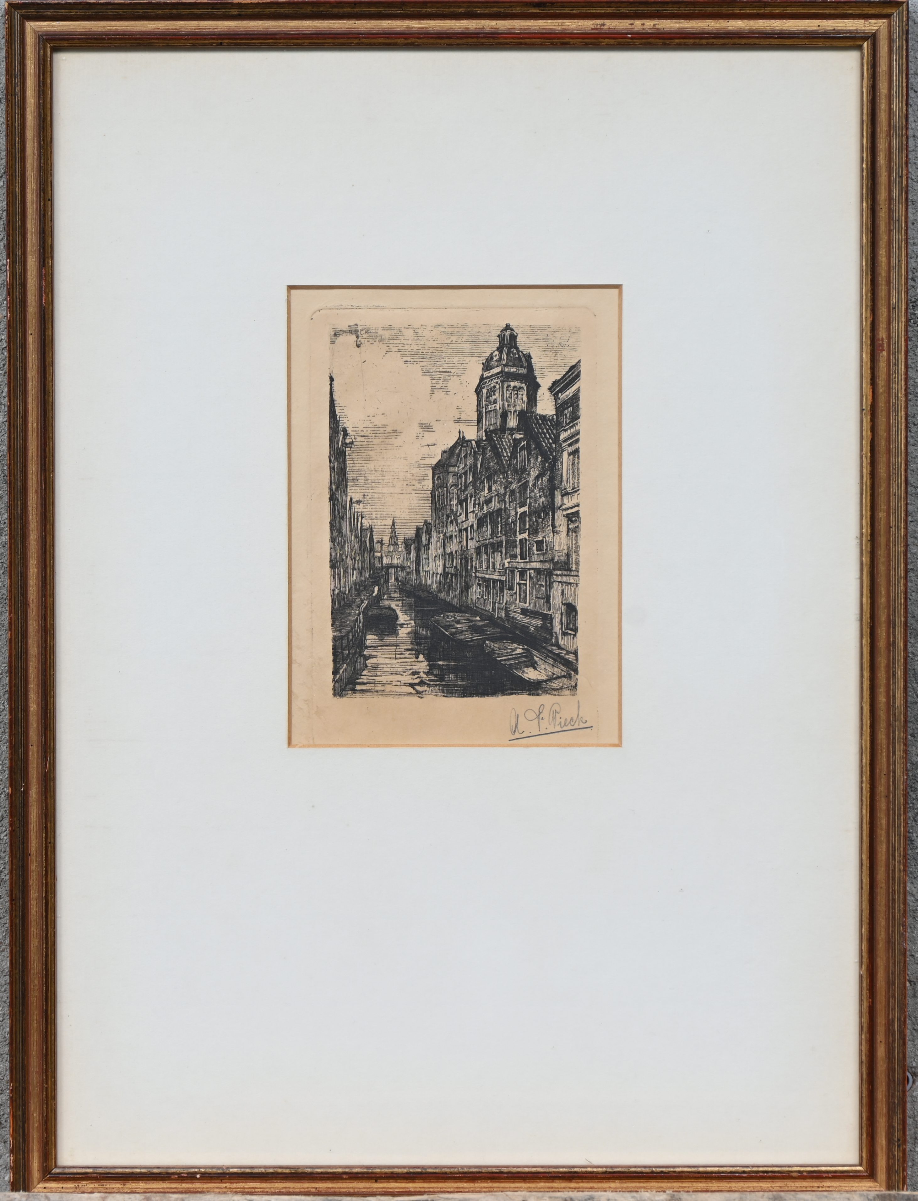 ‘Gracht in Amsterdam’, een monochrome ets. Gesigneerd A. Pieck ‘Gracht in Amsterdam’, een monochrome ets. Gesigneerd A. Pieck.